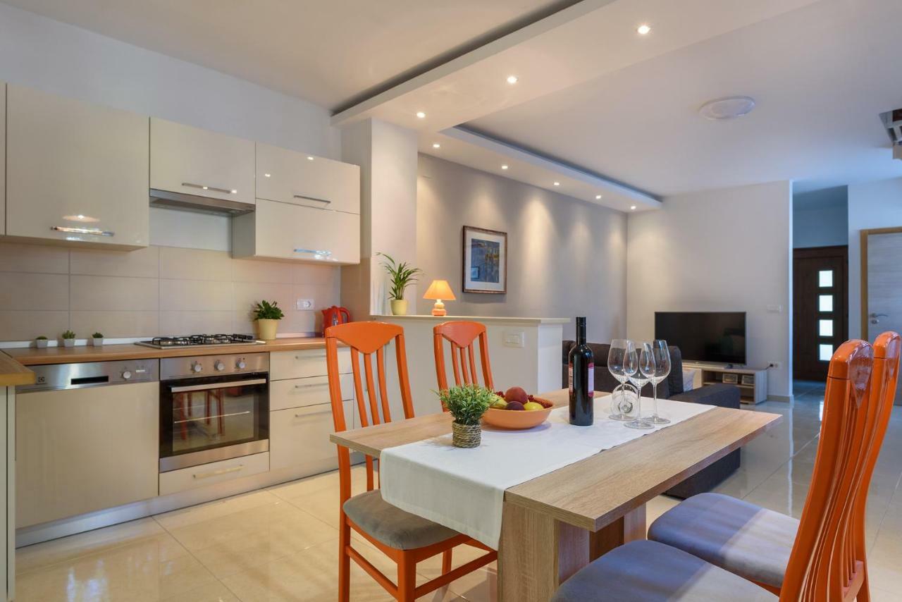 Apartment Perusko Пула Екстер'єр фото
